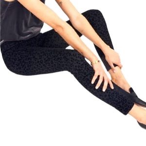 Madewell Flocked Leopard Velvet 9" Mid-Rise Skinny Jeans